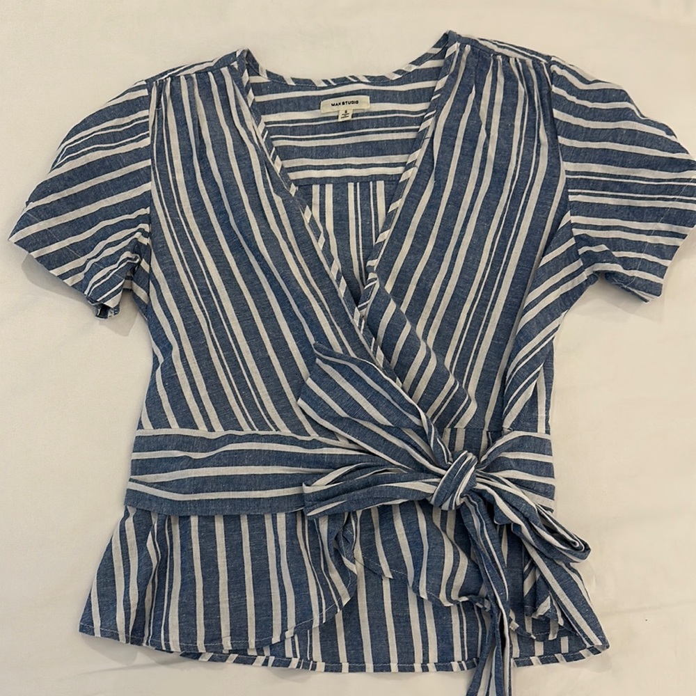 BRAND NEW MAX STUDIO STRIPED WRAP TOP